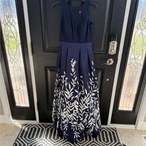 Navy Blue Sleeveless A-Line Maxi Dress with White Botanical Print